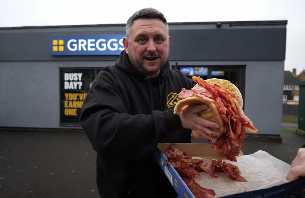 Man orders mammoth bacon butty