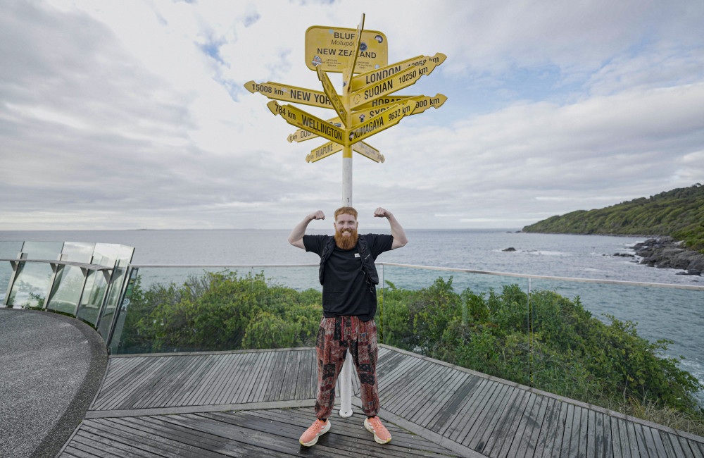 'Hardest Geezer' Russ Cook begins attempt to run the length of New Zealand