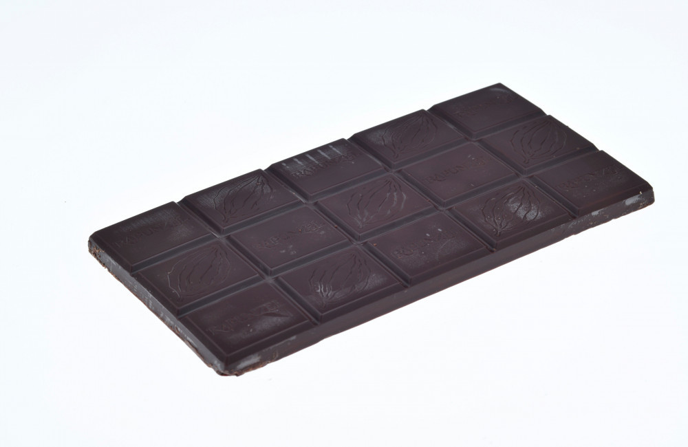 Tea and chocolate are as good as drugs at lowering blood pressure