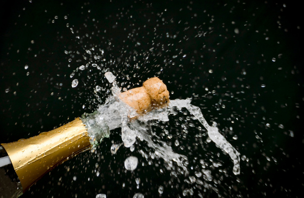 Champagne slashes cardiac arrest danger