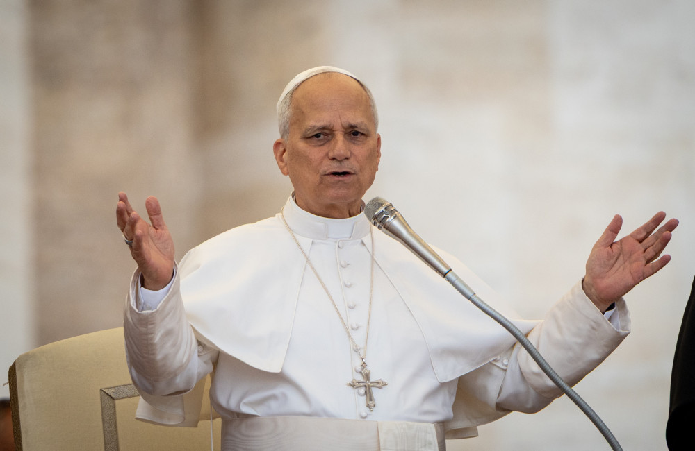 Pope Leo XIV's astronomer would baptise alien