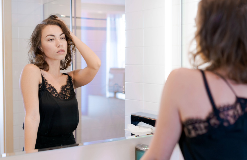 Female faces are more attractive to both sexes