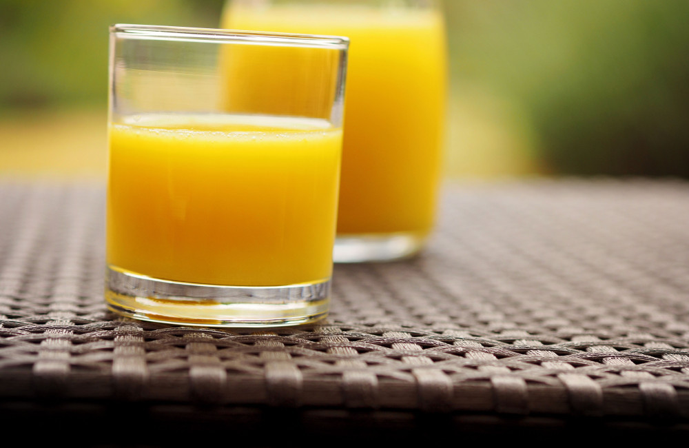 Daily glass of fruit juice can stave off depression
