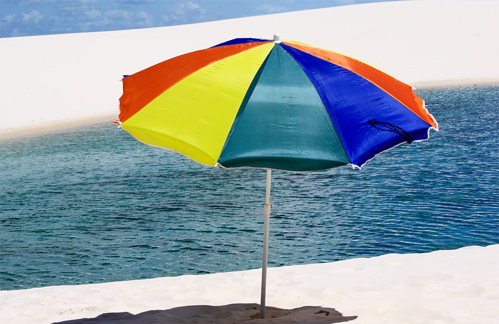 Tourist uses itching powder in battle against people reserving sunbeds