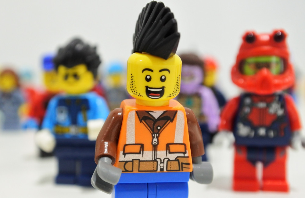 Teen Lego seller builds £300k empire from bricks