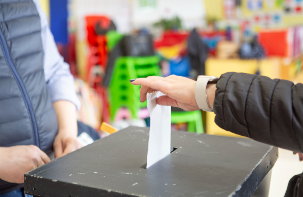 Man wins election despite telling voters how unqualified he is